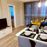 Modern And Cozy Flat In The Center * Βάρνα